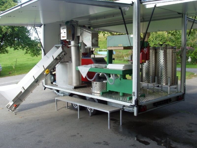 Mobilná komerčná muštáreň 500 l/hodina