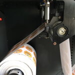 Digitálny systém dokončovania etikiet Laserová rezačka LabelCUT-230